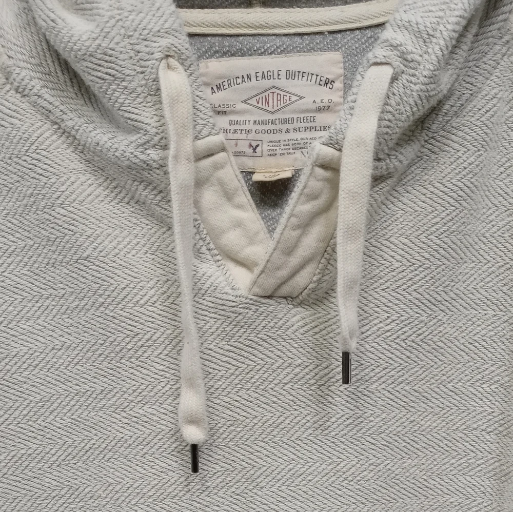 American Eagle hoodie - Picture 3 of 4